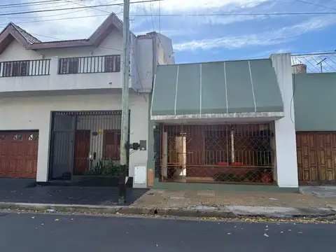 Casa en Venta en Valentín Alsina, USD 99.000