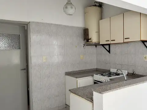 Depto Tipo Casa 2 ambientes con 1 baño