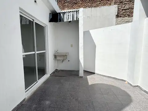 Depto Tipo Casa en Venta de 1 dormitorio