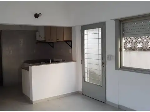 Depto Tipo Casa en Venta de 2 ambientes