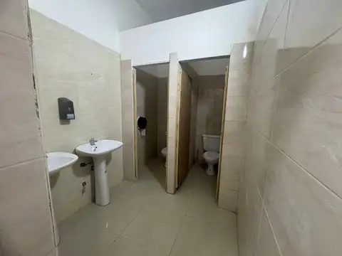 Local en Alquiler en Las Heras, $ 1.800.000