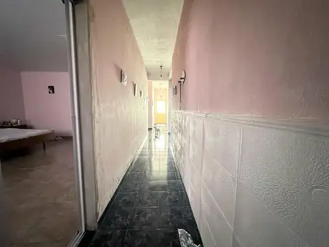 Casa 5 ambientes con 1 baño