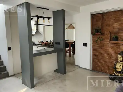 Casa en Venta en Santa Barbara, USD 550.000