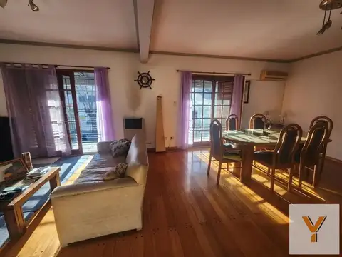 Depto Tipo Casa en Venta de 2 dormitorios