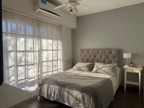 Casa 7 ambientes con 5 baños