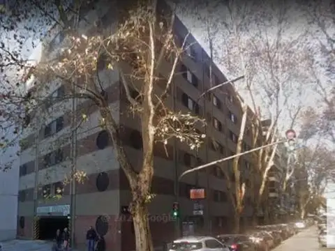 Cochera en venta - 13 Mts2 - Barrio Norte