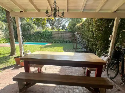 Lindisima Casa en venta en Las Lomas-Horqueta, 4 dormitorios   dependencia