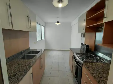 Departamento en Alquiler con 1 cocheras