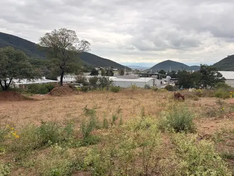 TERRENO BARRIO AUTODROMO