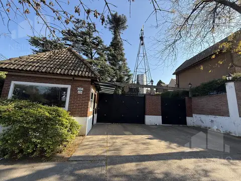 VENTA TRIPLEX 4 AMBIENTES EN ITUZAINGO NORTE