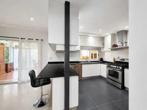 Venta Casa 8 ambientes en Barrio Cerrado El Lauquen