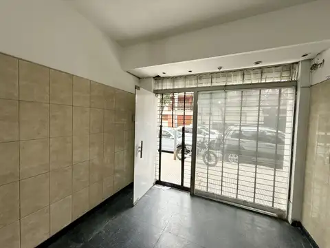 Local Comercial en Alquiler en Flores | 28 m² en Excelente Ubicación.