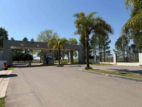 Avenida Soberanía Nacional 100