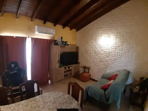 11 De Septiembre 4800, Piso 2°