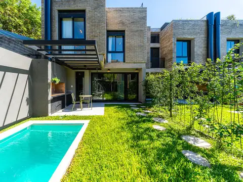 Depto Tipo Casa en Venta de 4 dormitorios