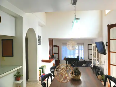 Depto Tipo Casa en Venta con 1 cocheras