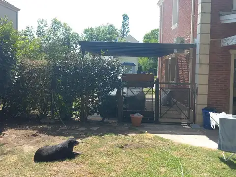 Casa en Venta en Pilar Del Este, USD 240.000