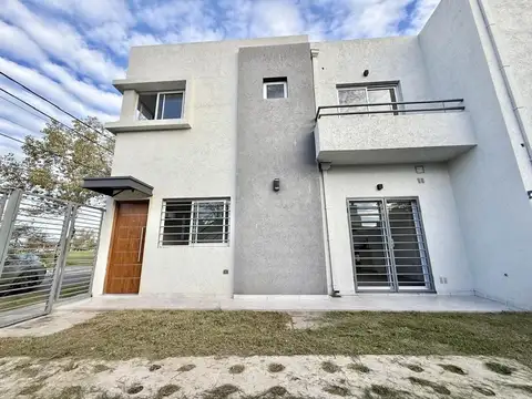 Dúplex 3 ambientes a estrenar.