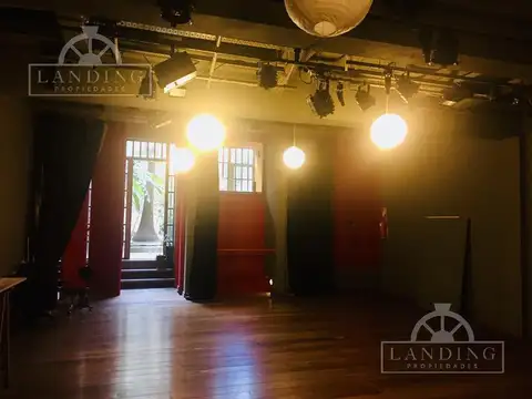 CASA EN VENTA :: San Telmo : EXCELENTE/OPORTUNIDAD acepta PERMUTA y/o FINANCIACION