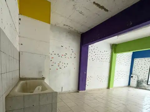 DEPOSITO 250 M2