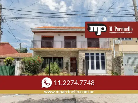 Hermosa casa sobre lote de 10.48X 30.45 con amplio jardín- En Venta