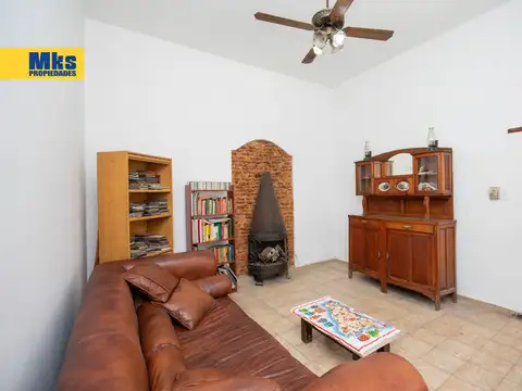 PH en venta. 3 ambientes. Amplio y luminoso.