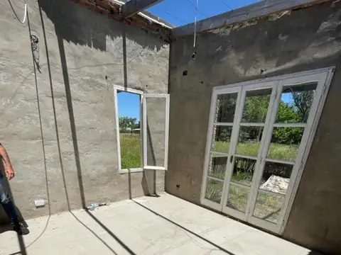 Excelente Oportunidad, casa a terminar. RESERVADA
