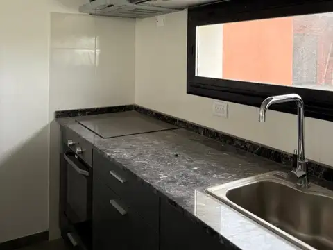 Casa en Venta en Lobos, USD 148.000