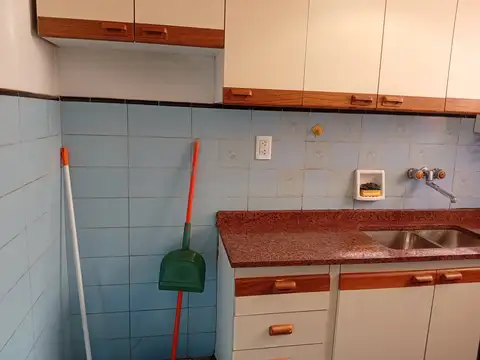 Depto Tipo Casa 2 ambientes con 1 baño