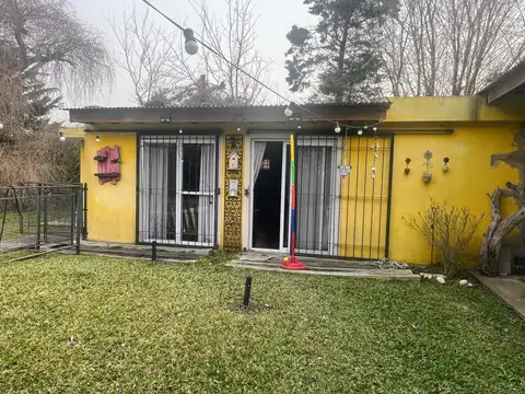 Casa en Venta con 1 cochera