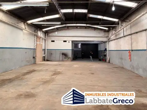 Galpon en Alquiler 10  mts Frente