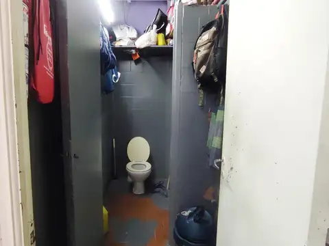 Local en Venta 60 años