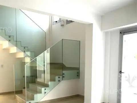 Departamento 5 ambientes con 2 baños