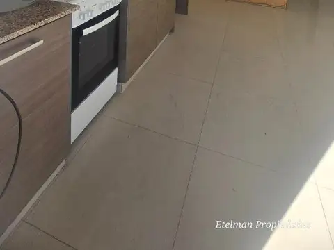 Departamento en Alquiler con 1 cochera