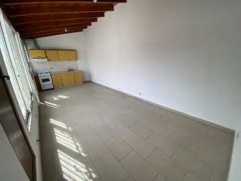 Departamento en Alquiler en Rafael Calzada, $ 500.000
