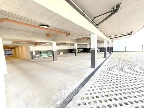 Medrano al 1200 Cochera descubierta