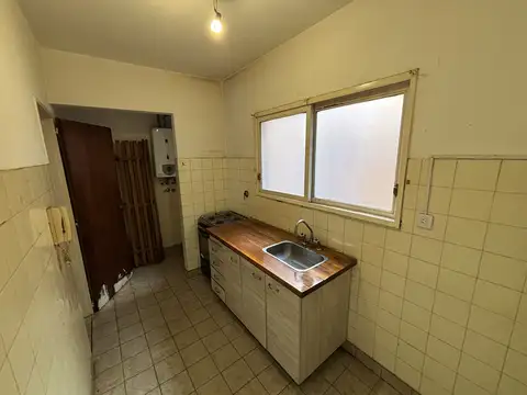 Alcaraz 4600, Piso 2