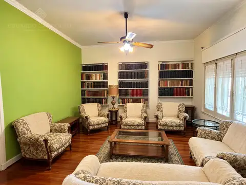 Impecable casa a mts de la Avda y del FCGR - Vta Dta - Apto Credito - OPORTUNIDAD 