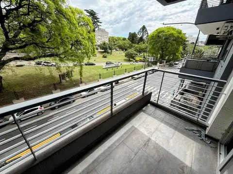 Departamento Monoambiente con balcón con vista abierta luminoso