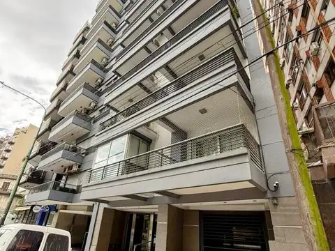 Av. Luis Maria Campos al 300