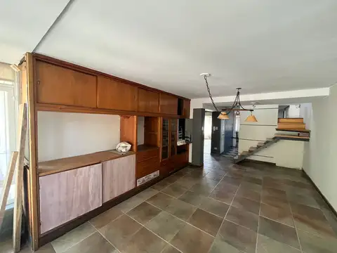 Casa Venta Reciclada 4 Dorm 2 Cocheras Barrio San Ignacio