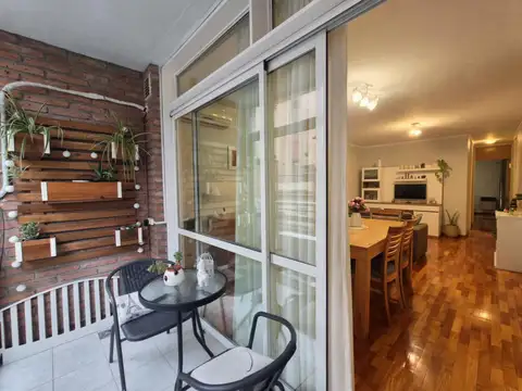 Venta, Semi Piso, 2 dorm, 2 baños, 2 balcones, Cochera y baulera| Zona Río | Rosario