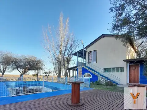 Oficina en Venta con 4 cocheras