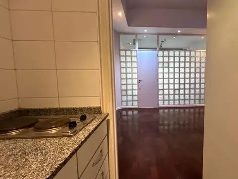 Oficina 2 ambientes con 1 baño