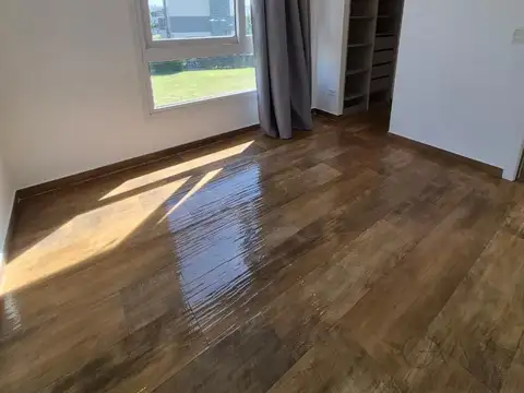 Casa en alquiler 24 meses — Rumencó Joven