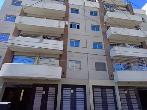 Alquiler de Departamento de 2 Dormitorios en Juramento al 1400, Salta Capital