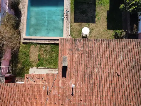 Casa 6 ambientes con 2 baños