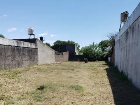 Oportunidad - Lote 470 m2 en San Lorenzo - Todos los servicios