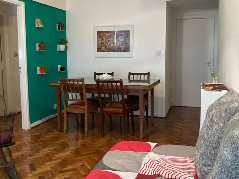 Presidente José Evaristo Uriburu 1400, Piso 3