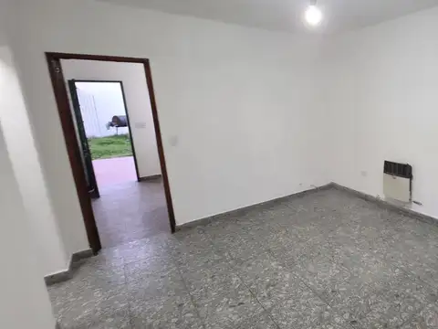 Depto Tipo Casa en Alquiler en Olivos, $ 1.350.000
